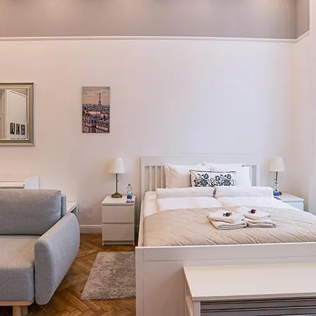 Joy On Kiraly Street Apartment *
