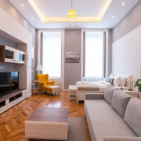 Apartment Joy On Kiraly Street
