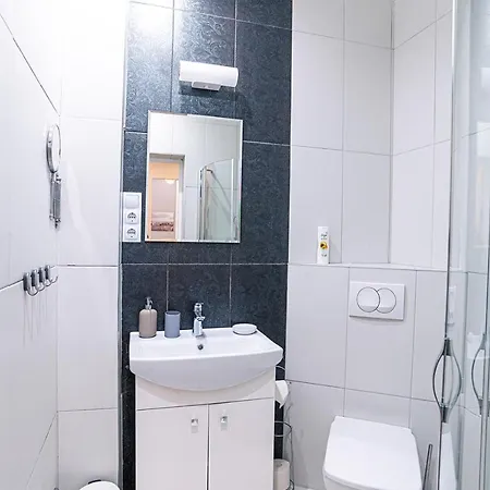 Joy On Kiraly Street * Budapešť