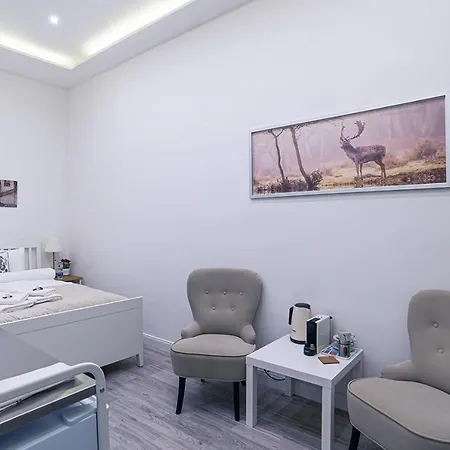 Joy On Kiraly Street Apartmán *