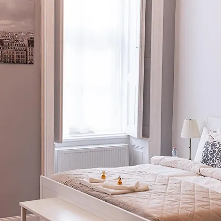 Joy On Kiraly Street Apartmán Budapešť