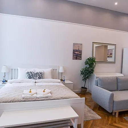 Apartment Joy On Kiraly Street *