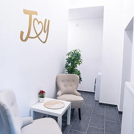Joy On Kiraly Street Apartment